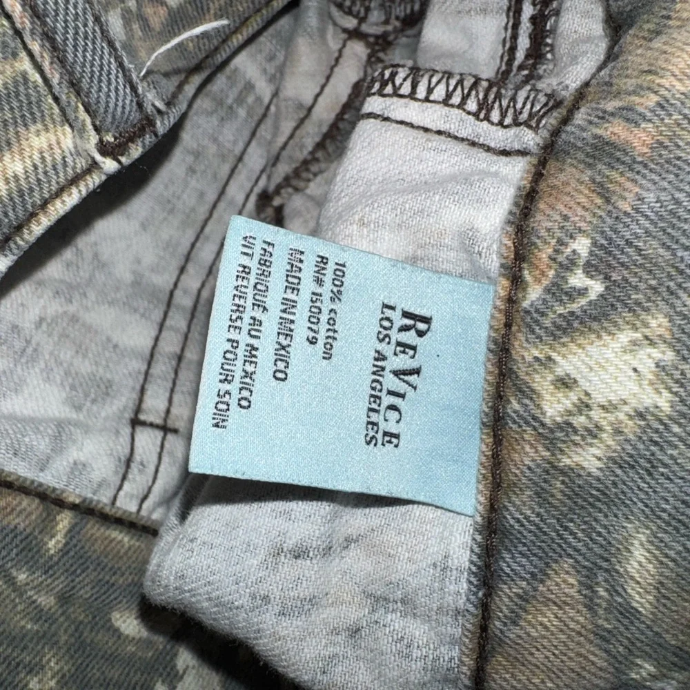 REVICE Camouflage Women Flare Jeans - Picture 7 of 7